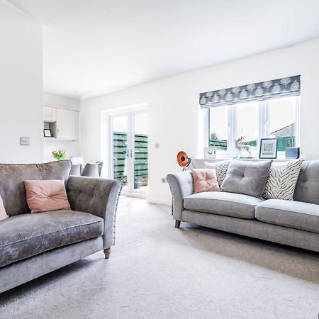 Pet Friendly With A Hot Tub Villa Hednesford Exterior photo