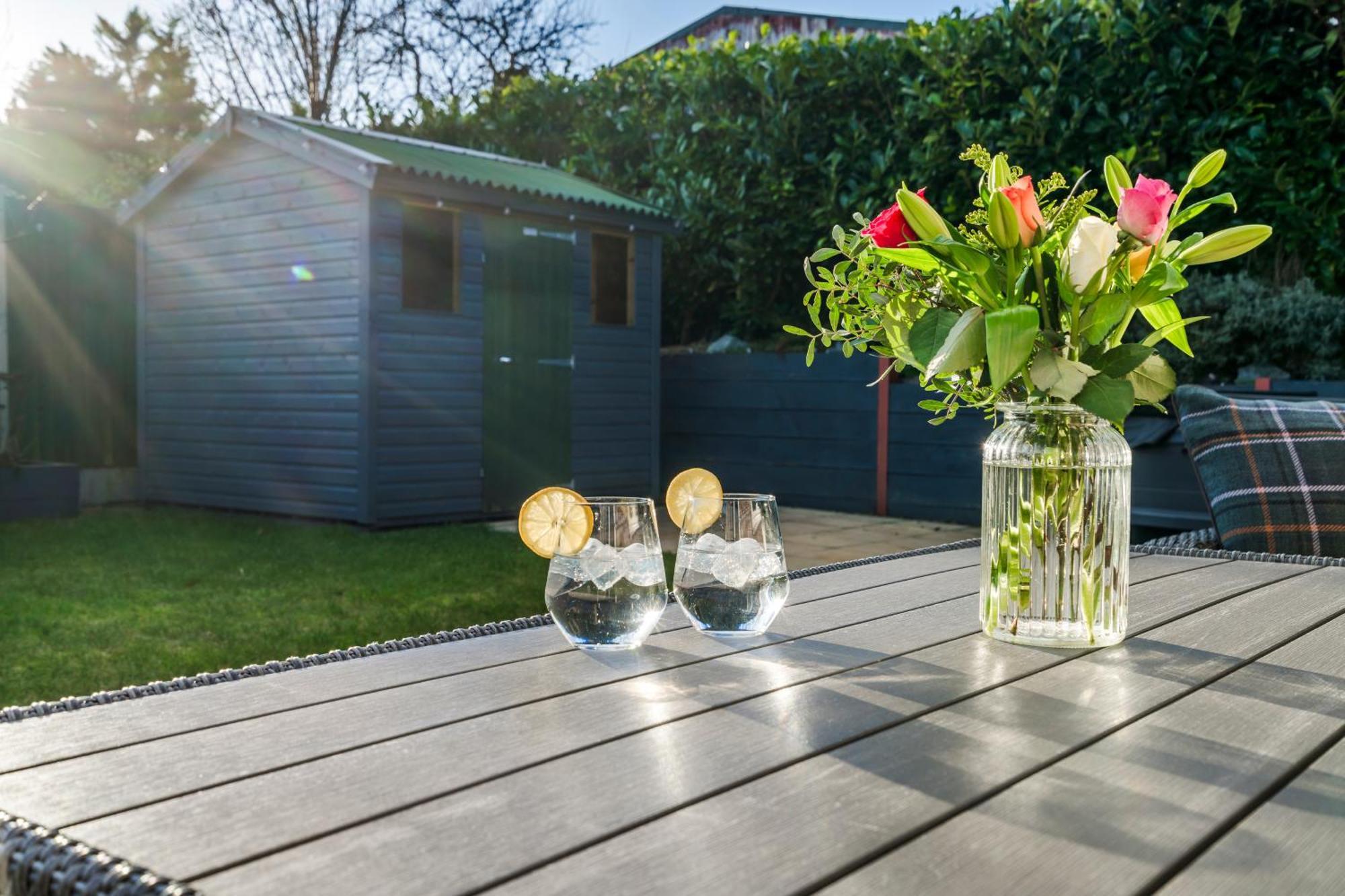 Pet Friendly With A Hot Tub Villa Hednesford Exterior photo